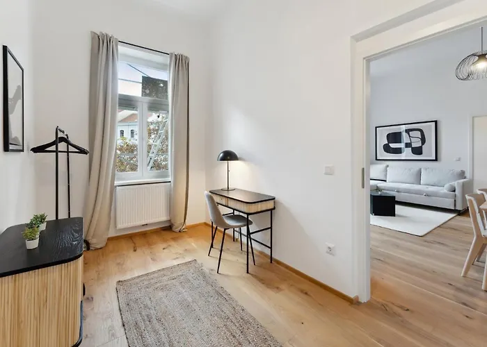Center Designer Modern דירה