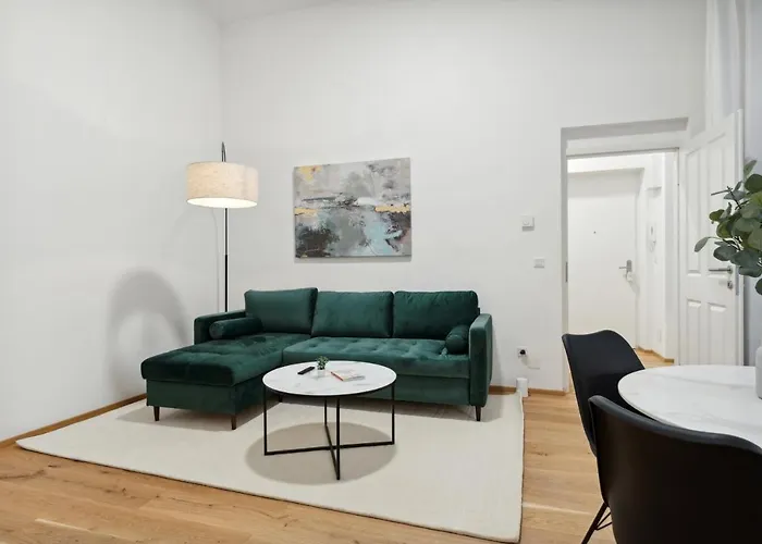 Center Designer Modern Viena
