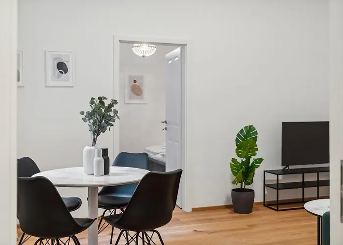 Center Designer Modern Viena