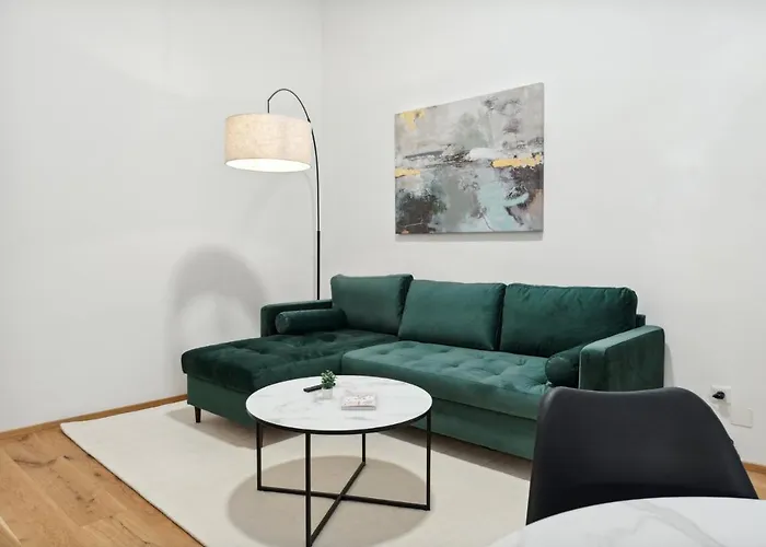 Center Designer Modern Viena
