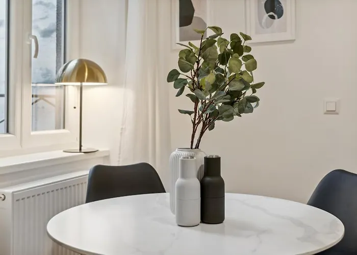 Center Designer Modern *